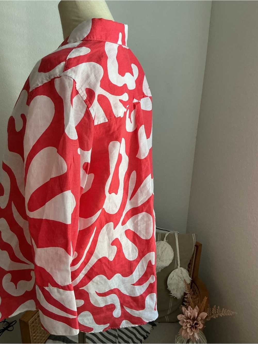 Chico's Linen  Abstract Button-Front Top - Picture 4 of 8